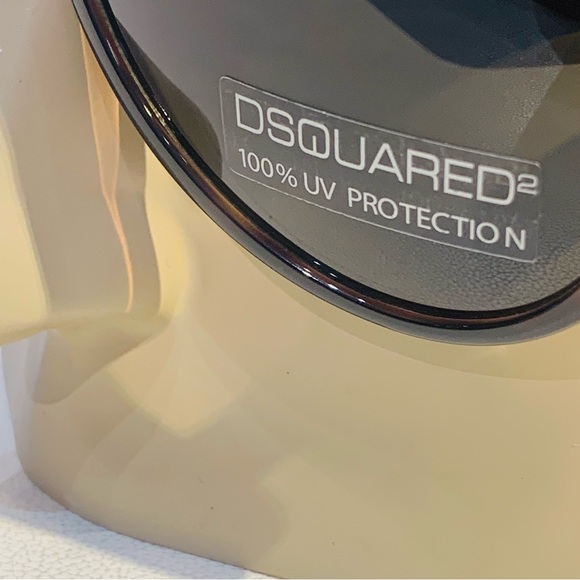 New Men’s Dsquared2 Sunglasses - Picture 9 of 15